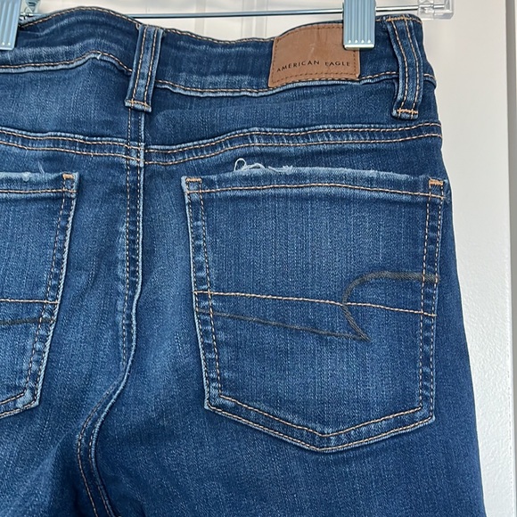 American Eagle High-Waisted Capris, size 0 - Picture 3 of 5